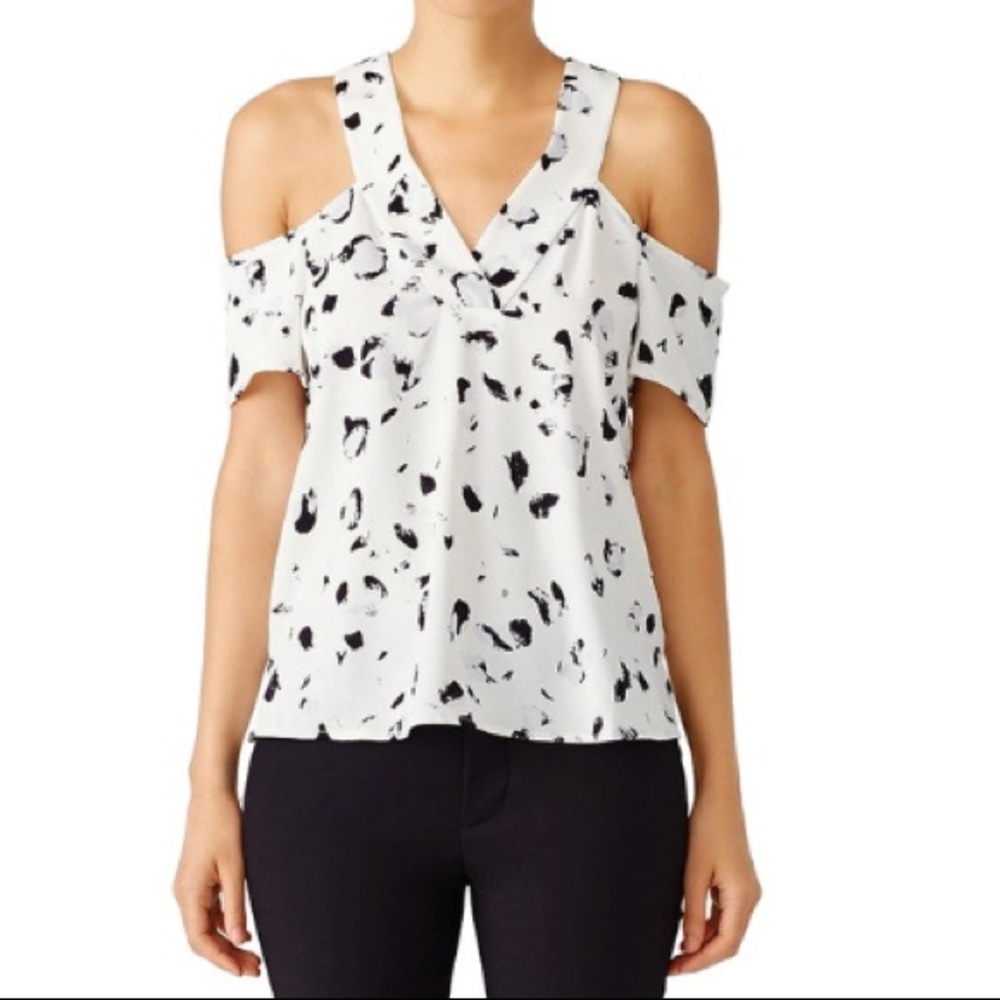 BNWOT- cooper & Ella top